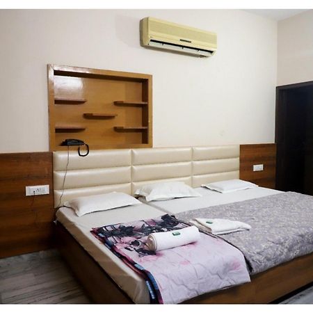 Rk Lodge Amritsar Zewnętrze zdjęcie