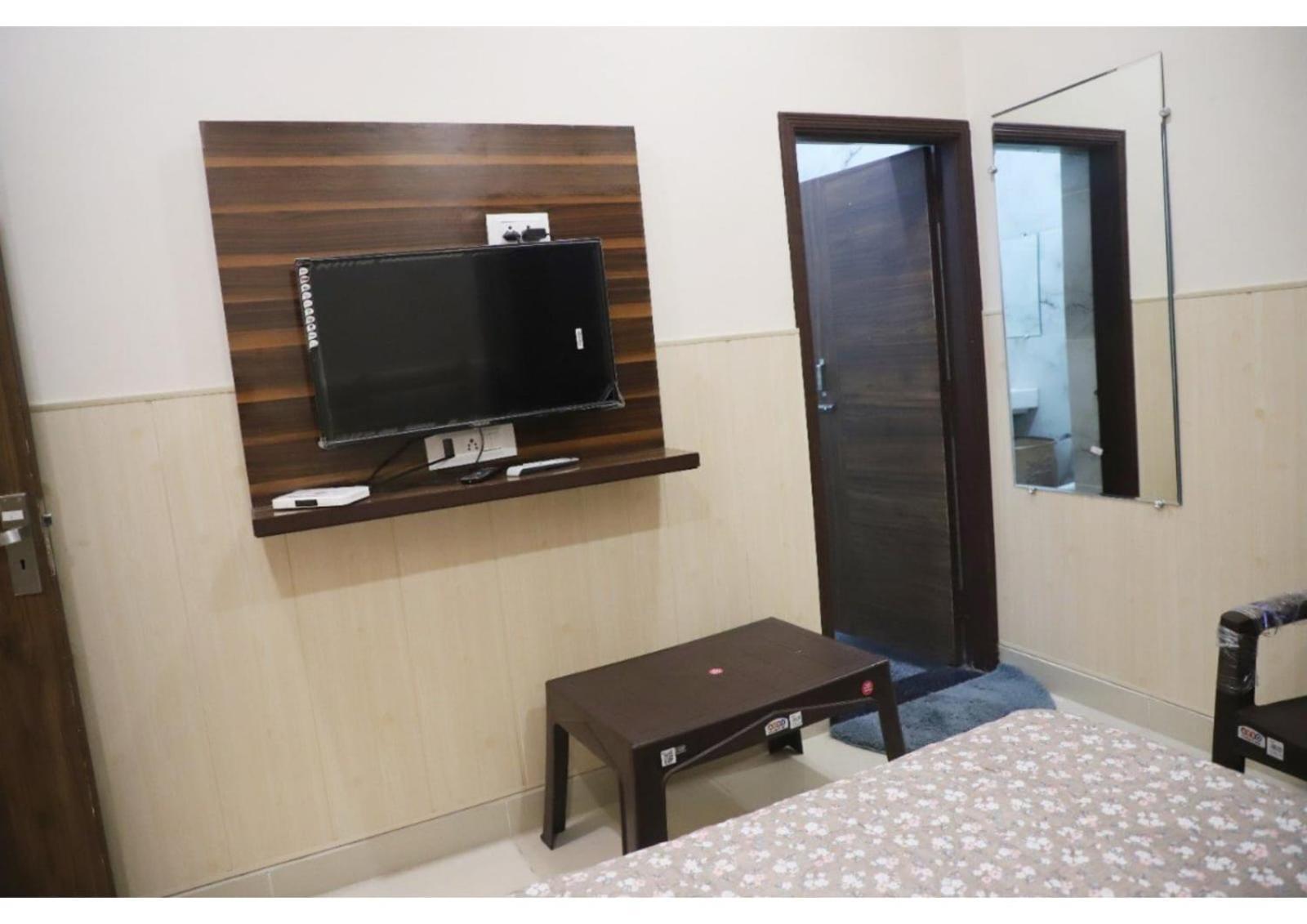 Rk Lodge Amritsar Zewnętrze zdjęcie