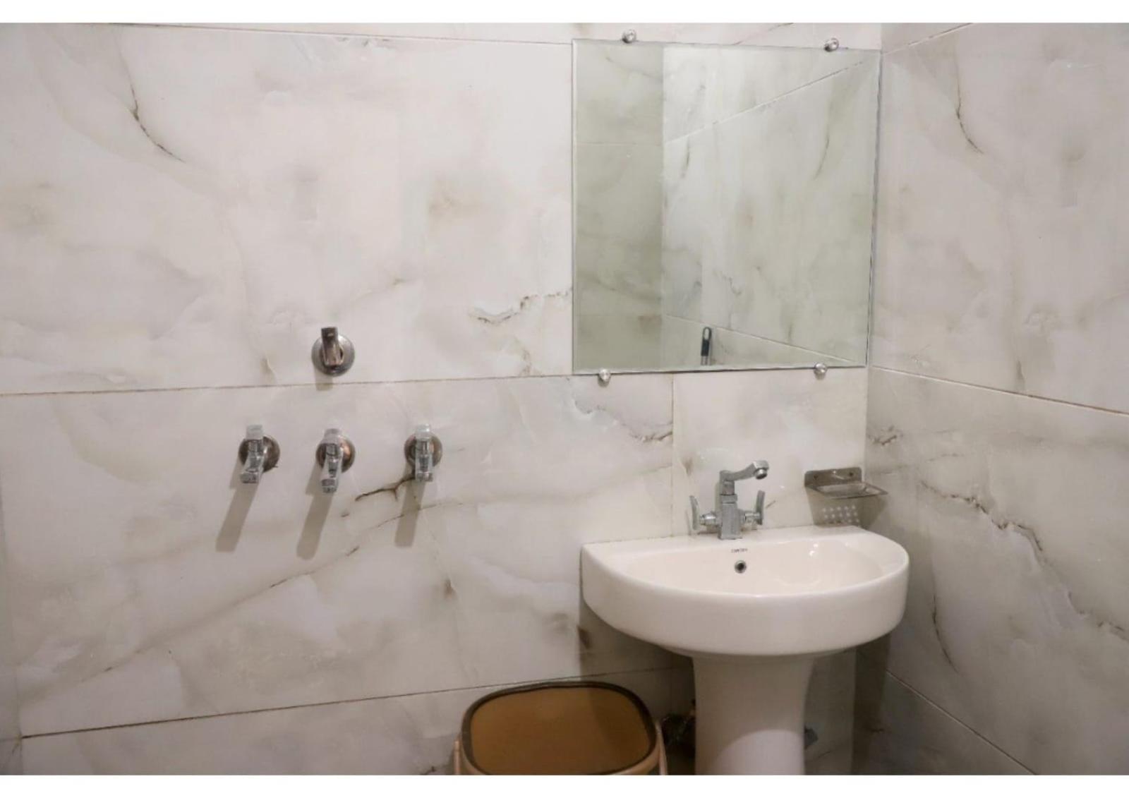 Rk Lodge Amritsar Zewnętrze zdjęcie