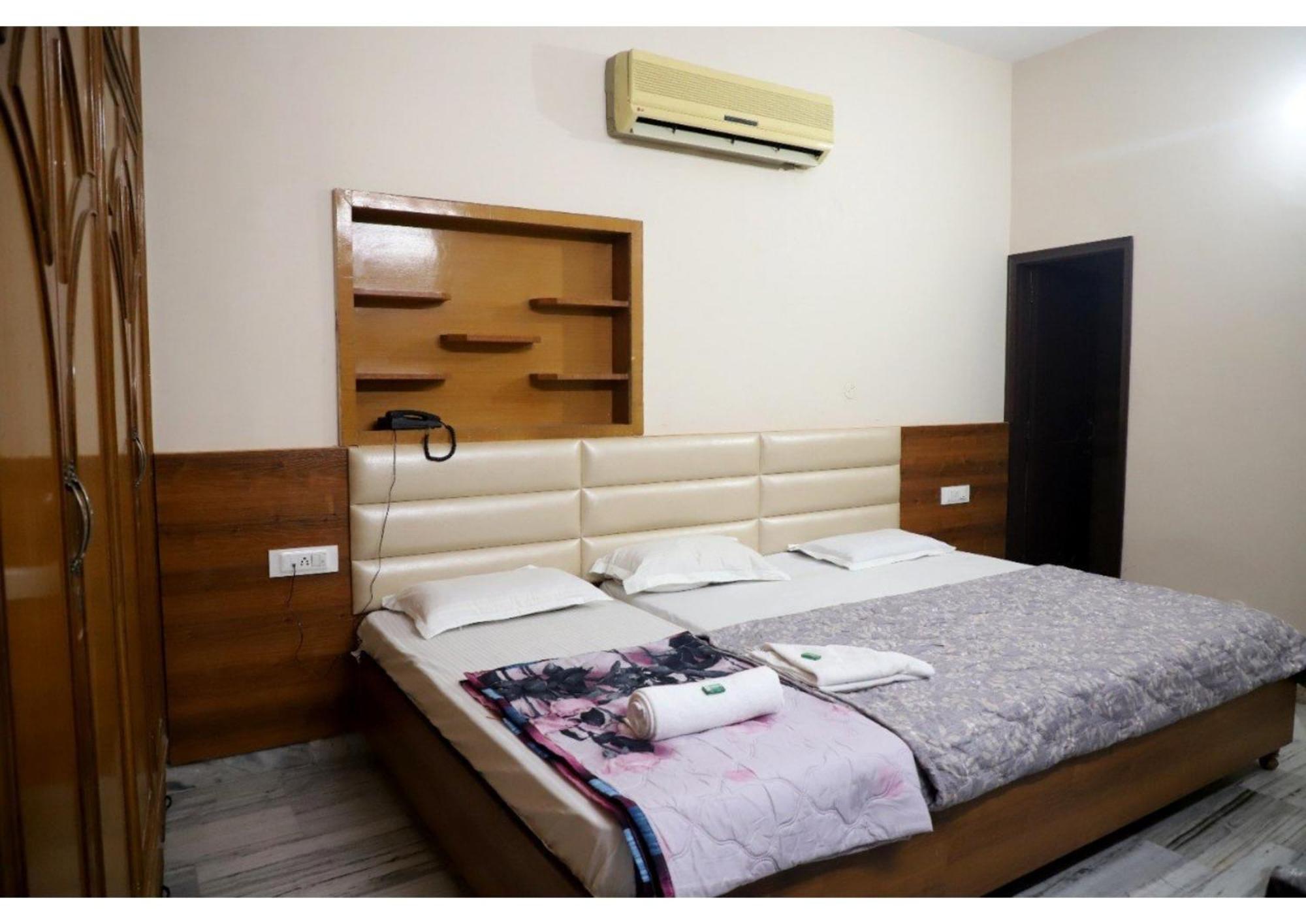 Rk Lodge Amritsar Zewnętrze zdjęcie