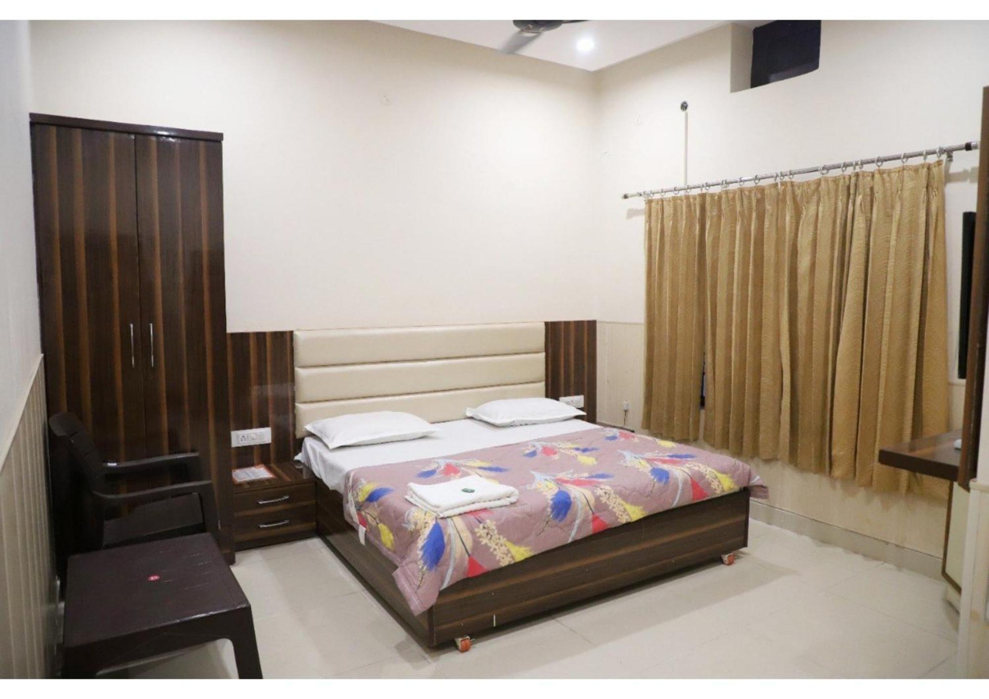 Rk Lodge Amritsar Zewnętrze zdjęcie
