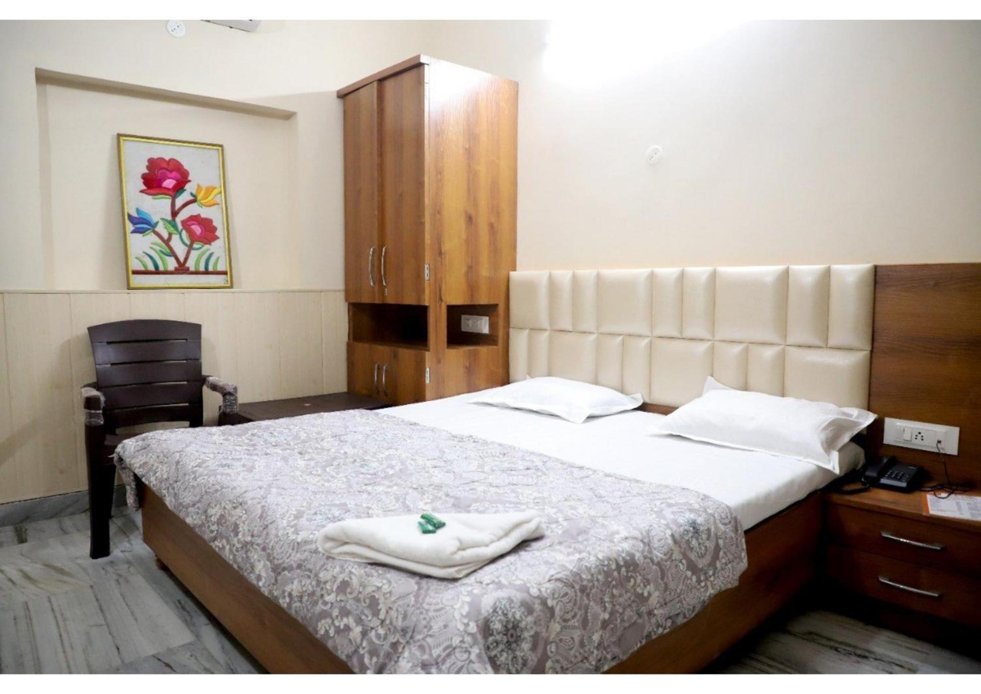 Rk Lodge Amritsar Zewnętrze zdjęcie